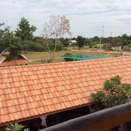 Ramchang Guesthouse Battambang Bagian luar foto