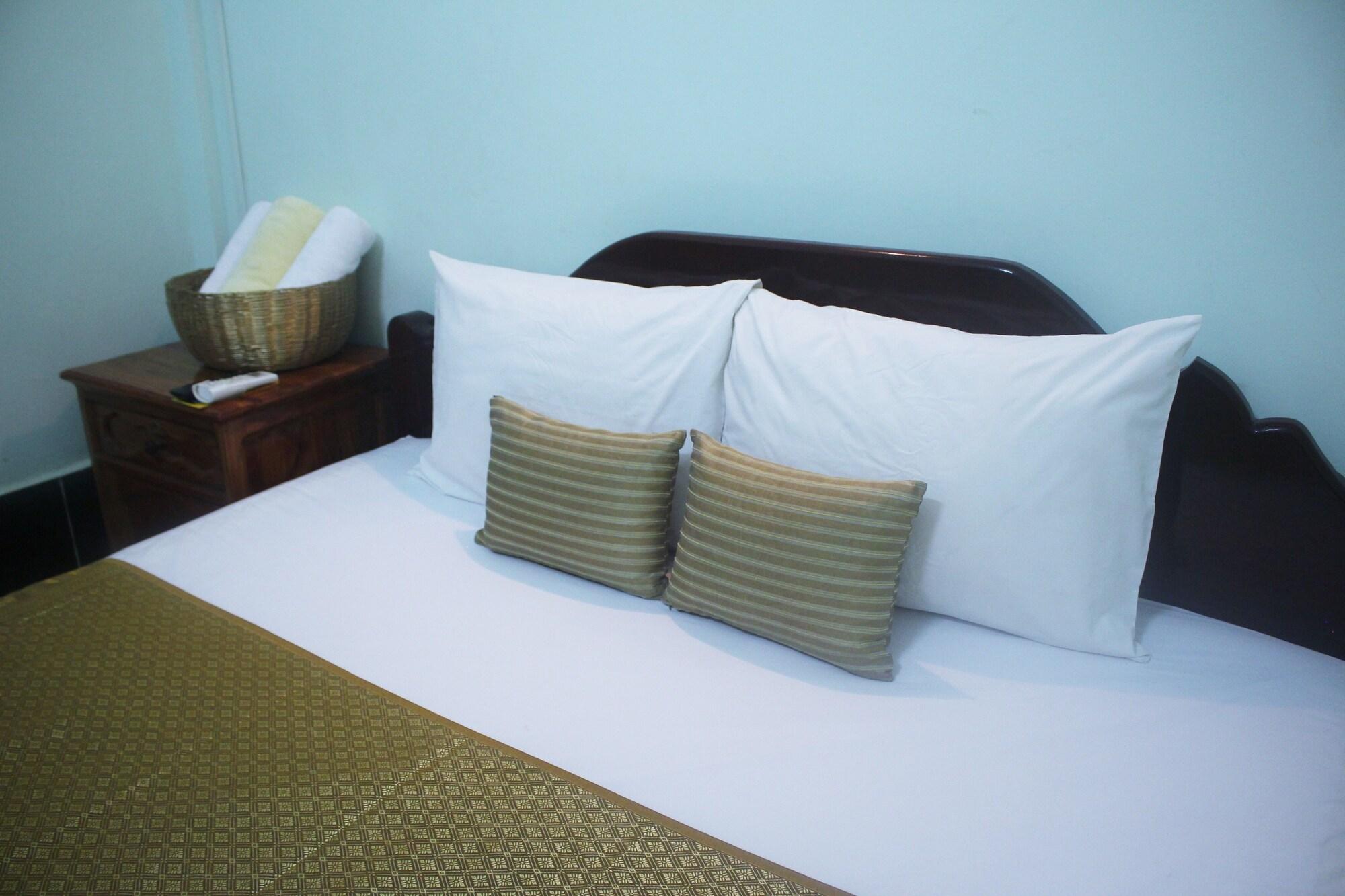 Ramchang Guesthouse Battambang Bagian luar foto