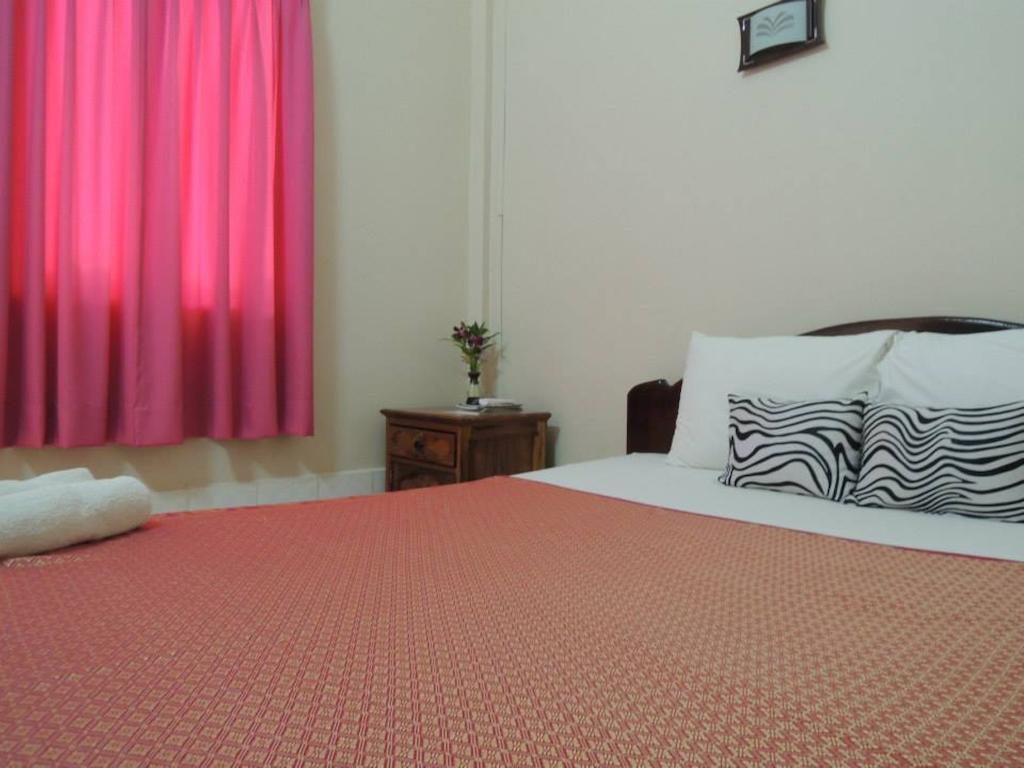 Ramchang Guesthouse Battambang Bagian luar foto